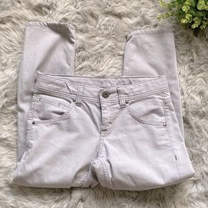 ATHLETA FRONTIER CAPRI PANTS Size 2 Low Rise Grey Work Travel  Jeans